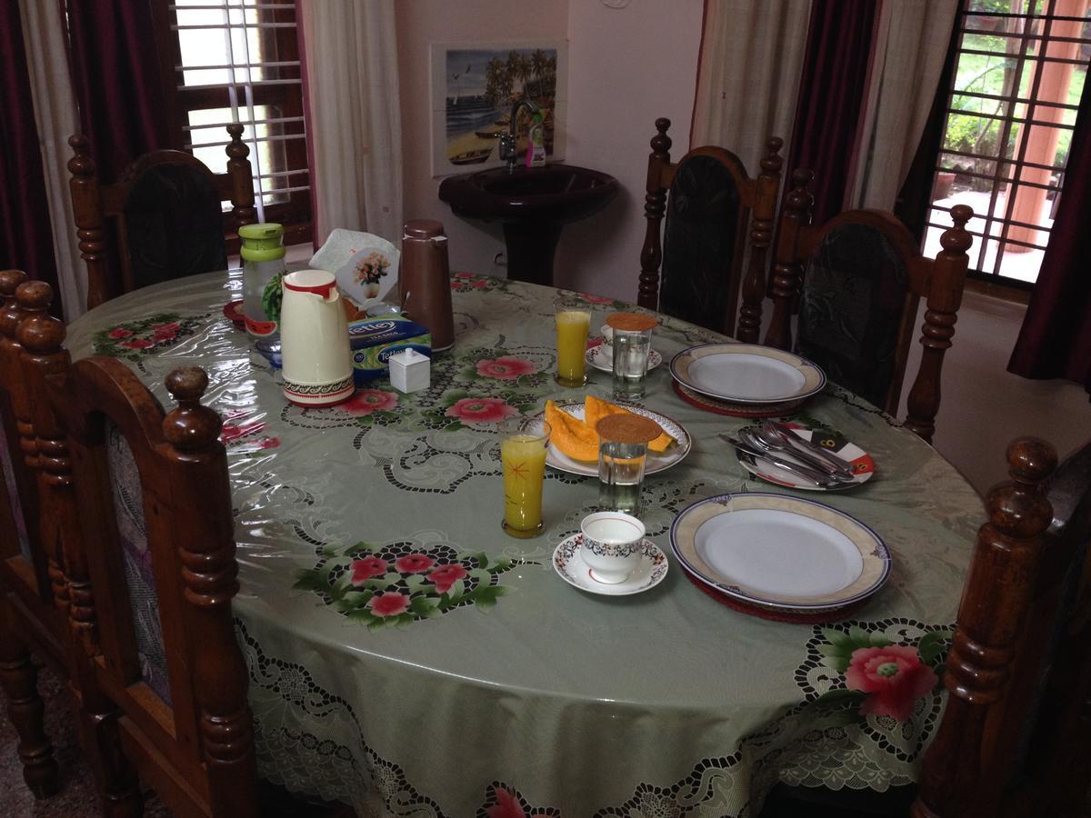 קובאלאם Ganesh House Homestay מראה חיצוני תמונה