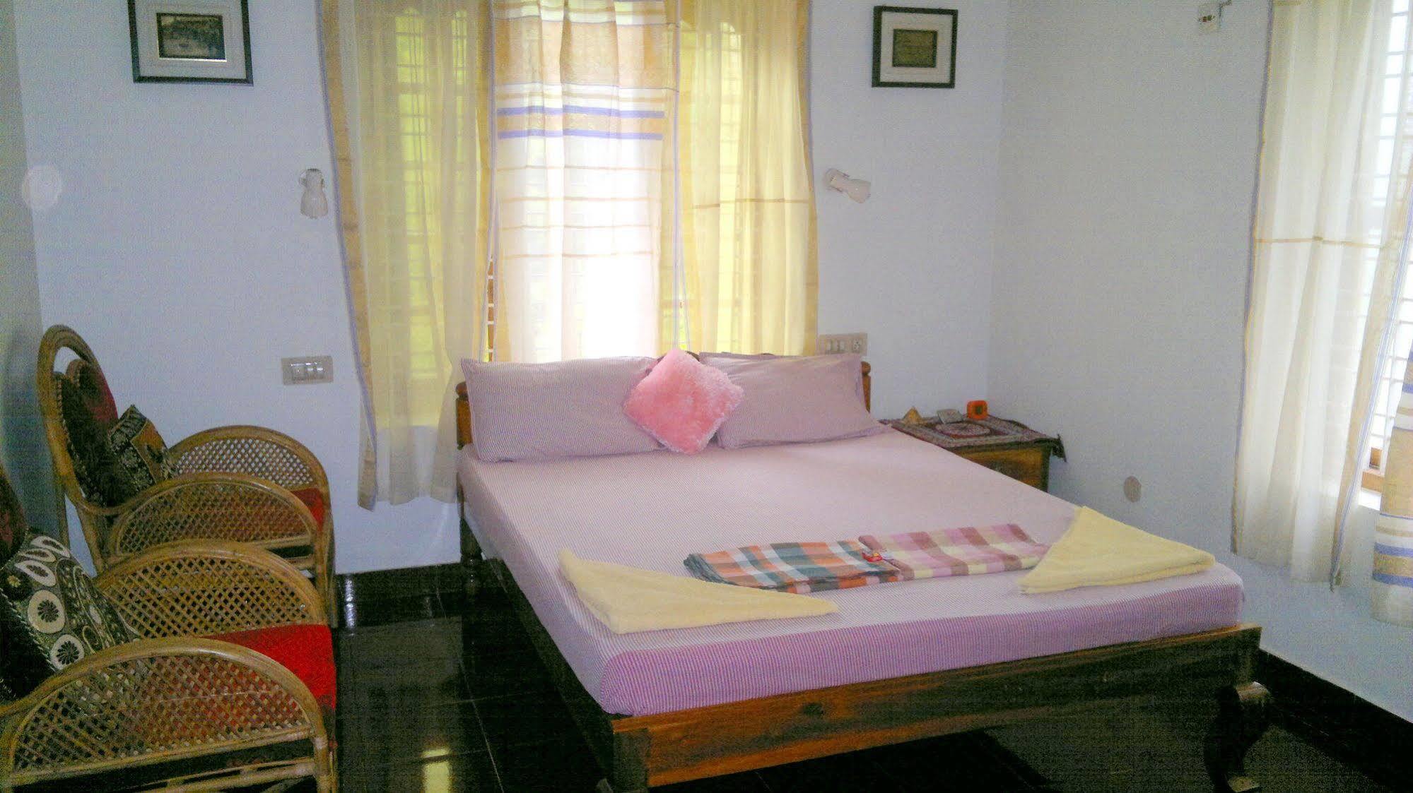 קובאלאם Ganesh House Homestay מראה חיצוני תמונה